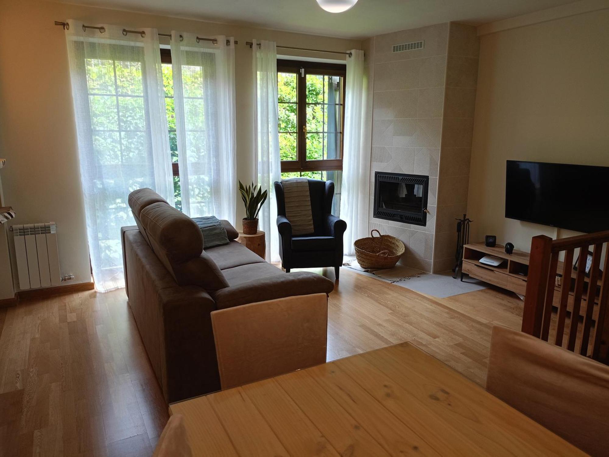 Duplex En Valencia D'Aneu Apartment Luaran gambar