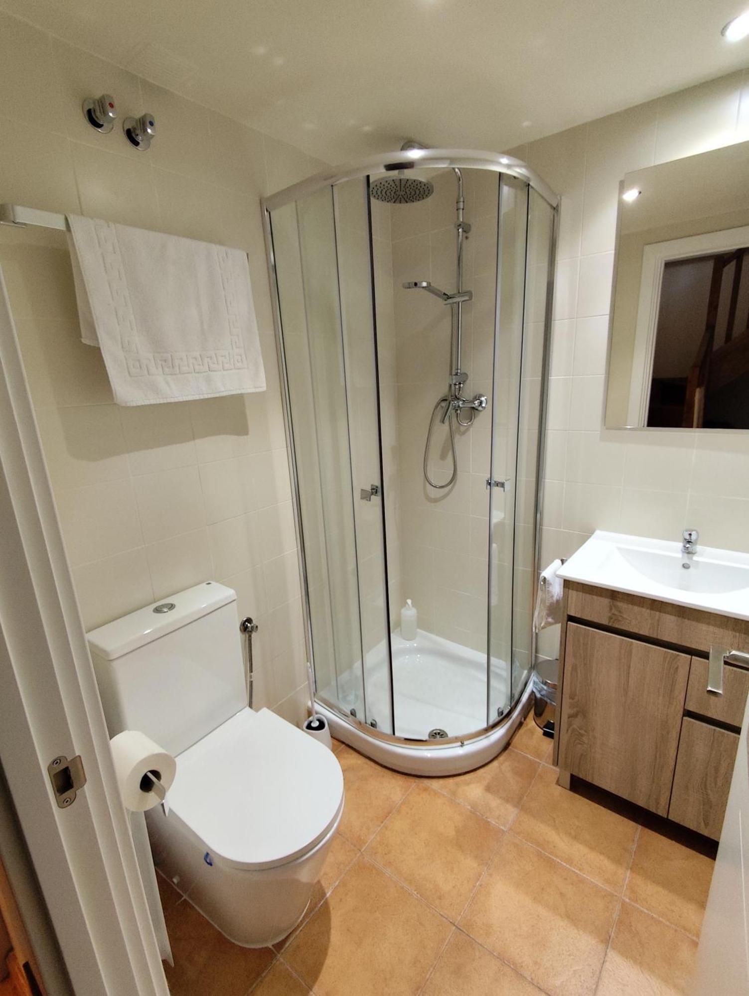 Duplex En Valencia D'Aneu Apartment Luaran gambar